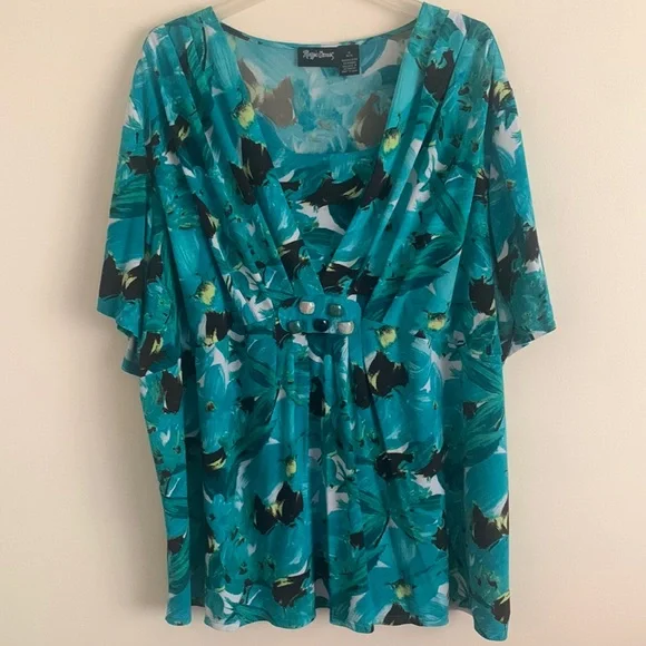 Maggie Barnes beautiful top/blouse floral print size 3X (26/28) pleated front - Picture 2 of 10